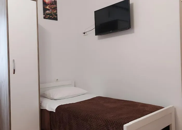 Elena Guest house 3*