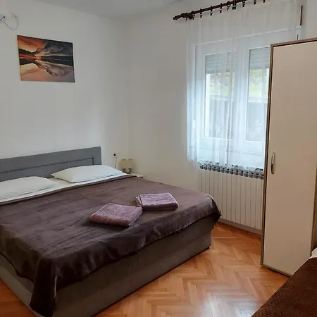 Elena Guest house Pasjak